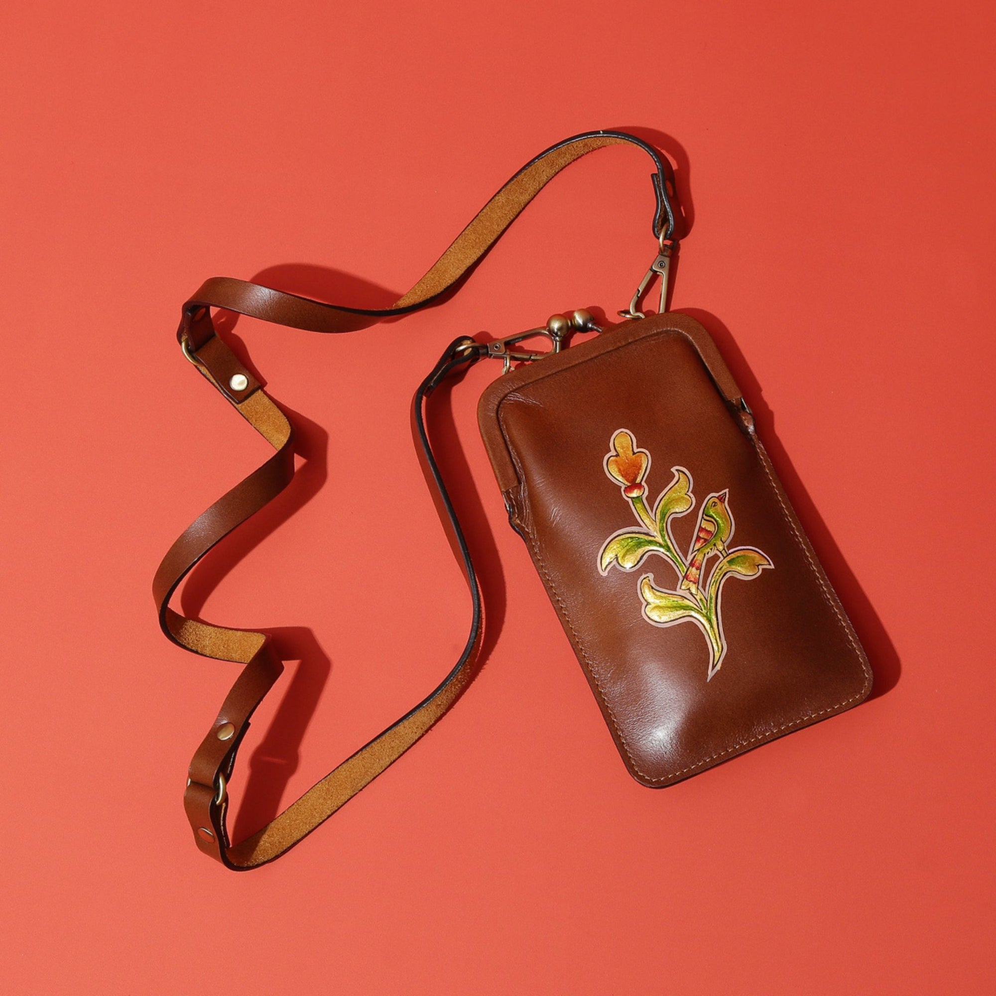 "Baagh" SLING - Bruin