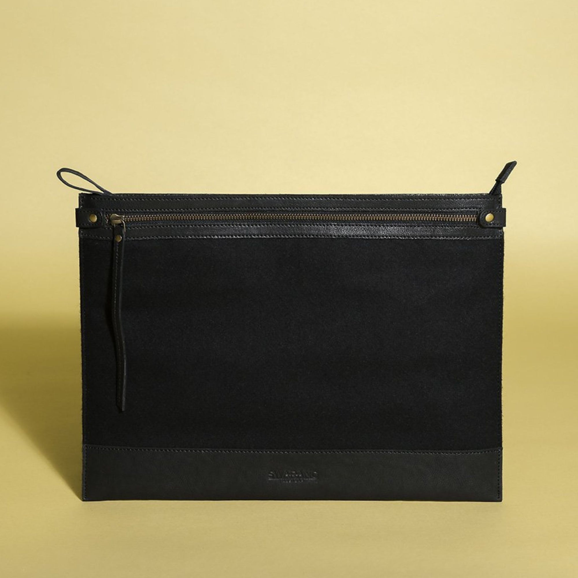 "Kabira" MACBOOK SLEEVE