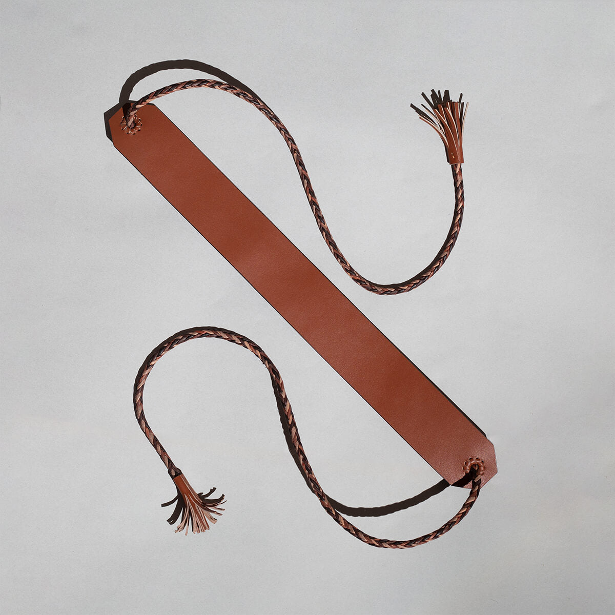 Platte riem "Taweez" - Bruin